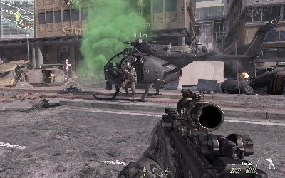 Kiedy śmigłowiec wyląduje na ulicy podbiegnij do niego i wsiądź na pokład wciskając klawisz F - Little Bros | Operacje Specjalne | Call of Duty Modern Warfare 3 - Call of Duty: Modern Warfare 3 - opis przejścia i operacje specjalne - poradnik do gry