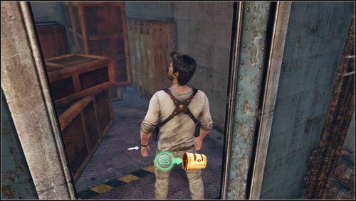 Zaraz po wydostaniu się z pomieszczenia, w którym nas przetrzymywano ubierzemy puste kabury i wejdziemy do korytarzy - Rozdział 12 | Skarby w Uncharted 3 Oszustwo Drakea - Uncharted 3: Oszustwo Drakea - poradnik do gry