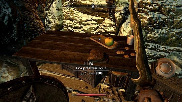 Na stole znajdziesz skradzione klejnoty. - Absent Antiquity | Zadania w grze | Skyrim - Skyrim - poradnik, mapy, questy