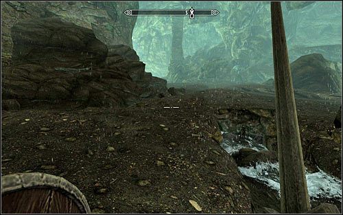 Ruszaj teraz na wschód, docierając do jeszcze większej pieczary - Przeprawa przez twierdzę w towarzystwie Hadvara | Zerwane kajdany | Skyrim - Skyrim - poradnik, mapy, questy