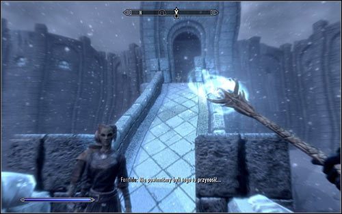 Otwórz okno inwentarza, przejdź do zakładki Bronie i ustaw Laskę Magnusa jako aktywną broń - Oko Magnusa | Questy Akademii w Zimowej Twierdzy | Solucja Skyrim - Skyrim - poradnik, mapy, questy