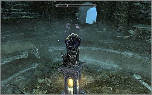 Powróć do reliktu i wykonuj następujące czynności - Różne- Relikt | Questy Akademii w Zimowej Twierdzy | Solucja Skyrim - Skyrim - poradnik, mapy, questy