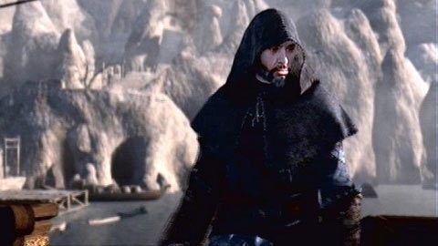 Gdy znajdziesz się wreszcie na zewnątrz, nie walcz z napotkanym wojskiem - Sekwencja 7 - Podziemny świat (5-7) | Opis przejścia - Assassins Creed: Revelations PC - kompletny poradnik do gry