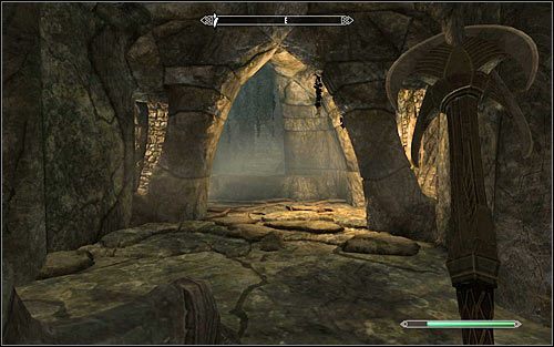 O wiele lepiej jest zastosować się do zaleceń Galmara i poszukać alternatywnej ścieżki - Wyszczerbiona Korona (1) | Questy buntu Gromowładnych | Solucja Skyrim - Skyrim - poradnik, mapy, questy
