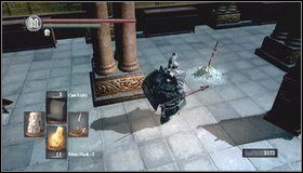 Trafimy do obszerniejszego pomieszczenia - The Dukes Archives (1) | Opis przejścia Dark Souls - Dark Souls - poradnik do gry