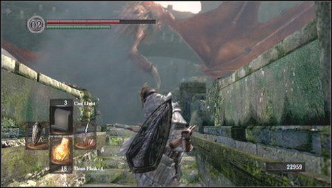 Za miejscem, gdzie pojawił się smok wzmażamy czujność - za dechami będzie czaiło się parę postaci - Undead Burg (1) | Opis przejścia Dark Souls - Dark Souls - poradnik do gry