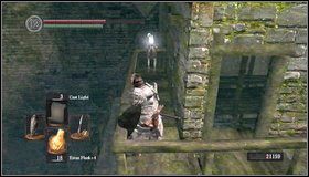 Trafimy do górnej części wcześniejszego budynku - Undead Burg (2) | Opis przejścia Dark Souls - Dark Souls - poradnik do gry