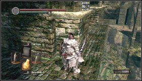 Wychodzimy na dolną część mostu - Undead Burg - most z Wywerną | Opis przejścia Dark Souls - Dark Souls - poradnik do gry