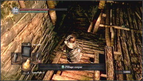 Po zabiciu obu wrogów, wbiegamy do tunelu - Blighttown (3) | Opis przejścia Dark Souls - Dark Souls - poradnik do gry