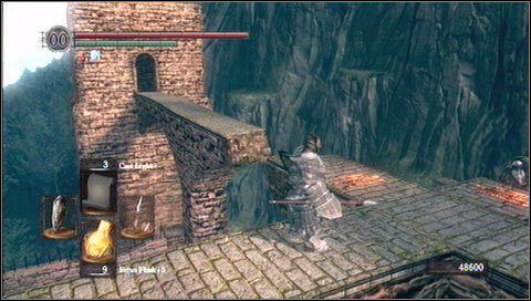 Wbiegamy do wieży, aby schować się przed bombami - Sens Fortress (5) | Opis przejścia Dark Souls - Dark Souls - poradnik do gry
