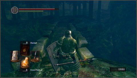 Za kamiennym mostkiem nad rzeką prowadząca do wodospadu i jeziora z Hydrą, znajduje się legowisko trzech gigantycznych kotów - to opcjonalny miniboss - Darkroot Garden II | Opis przejścia Dark Souls - Dark Souls - poradnik do gry