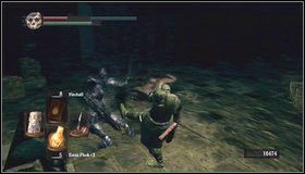 Za budynkiem pokonujemy kolejne zamglone przejście - New Londo Ruins - Niższy poziom | Opis przejścia Dark Souls - Dark Souls - poradnik do gry