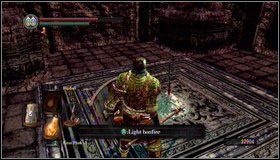 W dolnej części wieży jest iluzoryczna ściana - jedna z bocznych - Lost Izalith (1) | Opis przejścia Dark Souls - Dark Souls - poradnik do gry