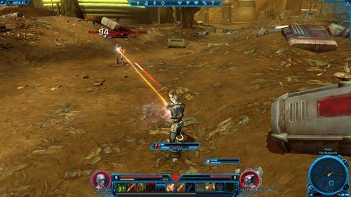 Są tu także droidy-samobójcy (Faathra Blasting Droid), którzy będą do ciebie podbiegać i wybuchać - (L07) Keeping Secrets | Hutta | Star Wars The Old Republic - Star Wars: The Old Republic - poradnik do gry