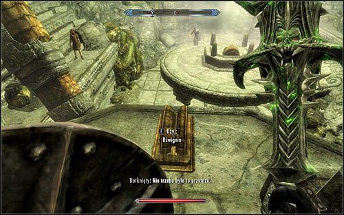 Ruszaj na zachód i następnie skręć na północ, odnajdując w pobliżu kufer - Wyprawa do ruin Bthardamz (1) | Jedyne lekarstwo | Solucja Skyrim - Skyrim - poradnik, mapy, questy
