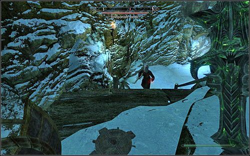Już wkrótce na Twojej drodze powinien stanąć nowopowstały wampir (powyższy screen) - Wyprawa do Hańby Haemaru | Najlepszy przyjaciel daedry | Solucja Skyrim - Skyrim - poradnik, mapy, questy
