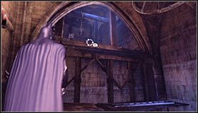 Skieruj się teraz w stronę drzwi znajdujących się na lewo od wyjścia z centrum medycznego, w północnej części budynku #1 - Znajdź źródło strzału | Główny wątek w Batman Arkham City - Batman: Arkham City - poradnik do gry