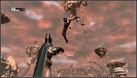 Pozostawaj w ciągłym ruchu, korzystając regularnie z impulsu elektrycznego i tym samym przyczyniając się do uszczuplania paska energii bossa #1 - Pokonaj Ras al Ghula | Główny wątek Batman Arkham City - Batman: Arkham City - poradnik do gry