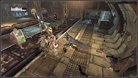 Bitwę dobrze byłoby rozpocząć od wykonania ataku z zaskoczenia (prawy przycisk myszy lub przycisk Y na padzie) na przeciwniku wyposażonemu w zbroję #1 - Wróć na komisariat, żeby dostarczyć krew Ras al Ghula Freezeowi | Główny wątek - Batman: Arkham City - poradnik do gry