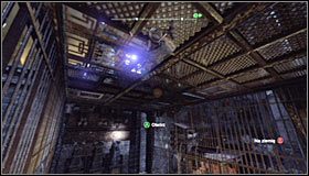 Popatrz teraz do góry i wciśnij klawisz F (lub przycisk RB na padzie) żeby przyczepić się do sufitu #1 - Dostań się do kryjówki Bluszczu | Misje Kobiety-Kota w Batman Arkham City - Batman: Arkham City - poradnik do gry