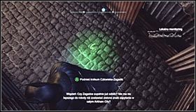 Zbadaj wąską alejkę za płotem, odnajdując miejsce, w którym można wykonać wślizg #1 - Park Row - Trofea Batmana (16-23) | Zagadki w Batman Arkham City - Batman: Arkham City - poradnik do gry