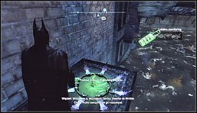 Błyskawicznie wyrzuć ostatni już zdalnie sterowany batarang i doprowadź do trafienia w trzeci pytajnik #1 - Mila Rozrywki - Trofea Batmana (01-04) | Zagadki w Batman Arkham City - Batman: Arkham City - poradnik do gry