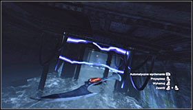 Wyjdź z pomieszczenia kontrolnego, obróć się w prawo i zaczekaj aż poziom wody obniży się - Dzielnica przemysłowa - Trofea Batmana (08-13) | Zagadki w Batman Arkham City - Batman: Arkham City - poradnik do gry