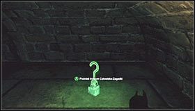 Zbliż się do miejsca ukrycia trofeum od wschodniej strony, odnajdując niewielki otwór #1 - Metro - Trofea Batmana (16-26) | Zagadki w Batman Arkham City - Batman: Arkham City - poradnik do gry