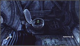 Użyj windy żeby dotrzeć na wyższy poziom Jamy Gladiatorów i następnie przystąp do oględzin zachodniej ściany - Muzeum - Trofea Batmana (11-23) | Zagadki w Batman Arkham City - Batman: Arkham City - poradnik do gry