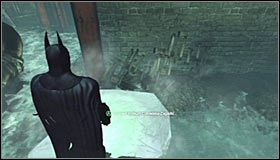 Zauważ, że trafione batarangiem trofeum wpadło do wody - Cudowne Miasto - Trofea Batmana (18-25) | Zagadki w Batman Arkham City - Batman: Arkham City - poradnik do gry