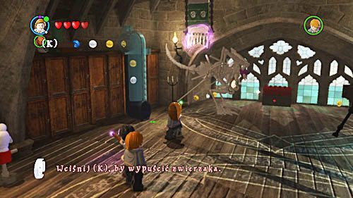 Przed nami kolejne krótkie zadanie, musimy się wydostać z zamkniętego pomieszczenia - Mroczne czasy (3) | Opis przejścia - Rok 5 | LEGO Harry Potter Lata 5-7 - LEGO Harry Potter: Lata 5-7 - poradnik do gry
