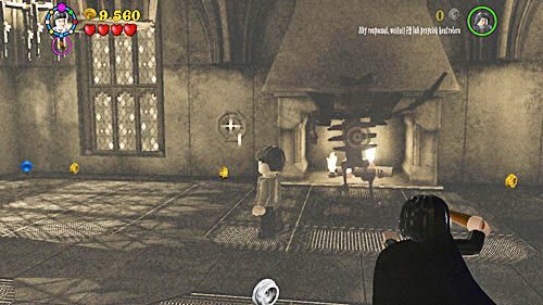 Niszczymy czarem WL cztery manekiny, wtedy pojawia się większy cel, również musi zostać zniszczony - Skup się! | Opis przejścia - Rok 5 | LEGO Harry Potter Lata 5-7 - LEGO Harry Potter: Lata 5-7 - poradnik do gry