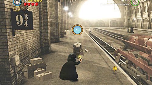 Ostatnim miejscem jakie odwiedzamy jest peron dziewięć i trzy-czwarte, idziemy do samego końca - Skup się! | Opis przejścia - Rok 5 | LEGO Harry Potter Lata 5-7 - LEGO Harry Potter: Lata 5-7 - poradnik do gry