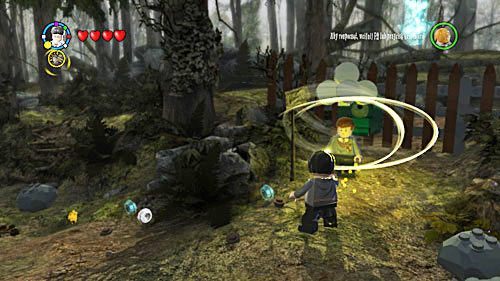 Dzięki zaklęciu dowiadujemy się, że szuka on swojej łyżki - Odwiedziny u małego Toma Riddlea | Opis przejścia - Rok 6 - LEGO Harry Potter: Lata 5-7 - poradnik do gry