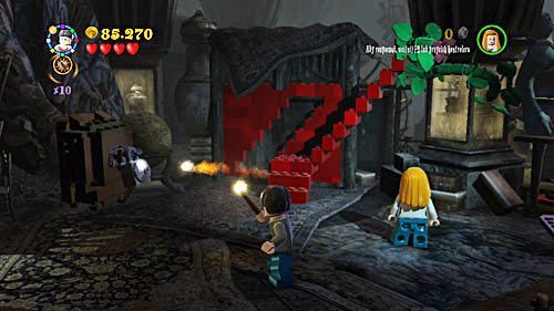 Ostatni znajdziemy w szafie, niszczymy magią RD srebrną kłódkę - Miłość nie zna litości (2) | Opis przejścia - Rok 6 | LEGO Harry Potter Lata 5-7 - LEGO Harry Potter: Lata 5-7 - poradnik do gry