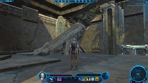 Kiedy wejdziesz na trawę, spójrz nieco w prawo - jest tam jeszcze jedna przewrócona kolumna, na którą można wskoczyć - Galactic History 10 (+2 Willpower) | Datacrons | Star Wars The Old Republic - Star Wars: The Old Republic - poradnik do gry