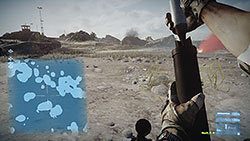 Pociski można wystrzeliwać w promieniu nie mniejszym niż 50m od użytkownika, dlatego zawsze przed rozstawieniem należy wybrać bezpieczną pozycję daleko od punktu docelowego (ale nie za daleko, ponieważ moździerz ma też swoje ograniczenia) - Wsparcie | Klasy i Specjalizacje | Battlefield 3 - Battlefield 3 - poradnik do gry