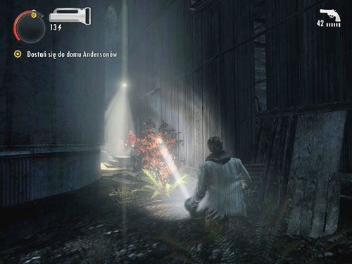 Na zewnątrz natkniesz się na sporą grupę wrogów - Alan Wake: Farma Andersonów (2) | Odcinek 4- Prawda | Solucja - Alan Wake - poradnik do gry