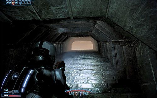 W trakcie przeprawy przez podziemną część ruin nie spotkasz żadnych przeciwników i nie powinieneś się też zgubić - Mass Effect 3: Priorytet, Tuchanka - solucja, opis przejścia - Mass Effect 3 - poradnik do gry