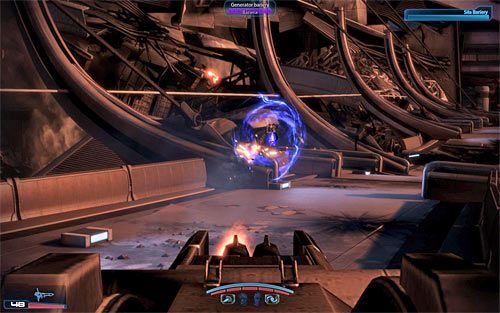 Tuż po przejęciu kontroli nad działkiem zacznij od zniszczenia widocznego w oddali generatora bariery (powyższy screen) - Mass Effect 3: Priorytet, Thessia - solucja, opis przejścia - Mass Effect 3 - poradnik do gry