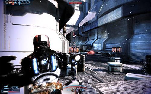 Pozostań na górnym poziomie i wyślij swoich podwładnych na dół - Mass Effect 3: Arrae - Byli pracownicy naukowi Cerberusa - solucja - Mass Effect 3 - poradnik do gry