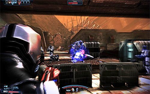 Ostatnia część tej misji to powrót do pomieszczenia kontrolnego, przy czym także i tym razem na drodze staną Ci liczne oddziały Cerberusa - Mass Effect 3: N7 - Atak Cerberusa - solucja, opis przejścia - Mass Effect 3 - poradnik do gry