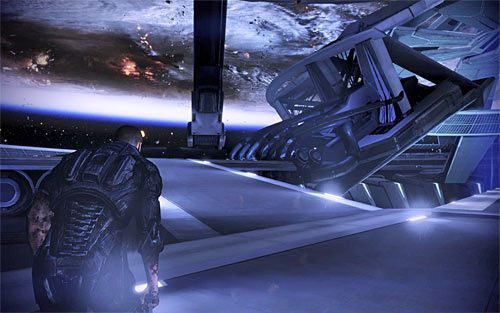 Jeżeli masz zamiar przejąć kontrolę nad syntetycznymi formami życia (w tym Żniwiarzami), to musisz wybrać pokazaną na powyższym screenie lewą rampę - Mass Effect 3: Zakończenia gry - wybory, import postaci - Mass Effect 3 - poradnik do gry