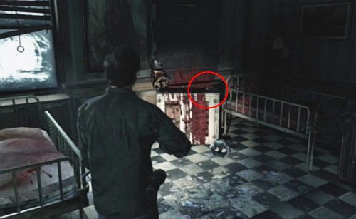 W mieszkaniu wejdź po schodach na piętro i wejdź w pierwsze drzwi po lewej stronie - Misje poboczne (1) | Silent Hill cz.3 | Silent Hill Downpour - Silent Hill: Downpour - poradnik do gry