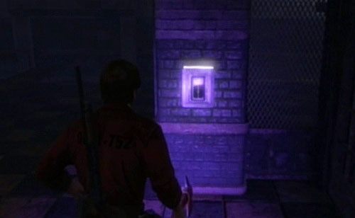 Po przerywniku znajdziesz się na stołówce z trzema przeciwnikami - Misja główna - stołówka | Więzienie | Silent Hill Downpour - Silent Hill: Downpour - poradnik do gry