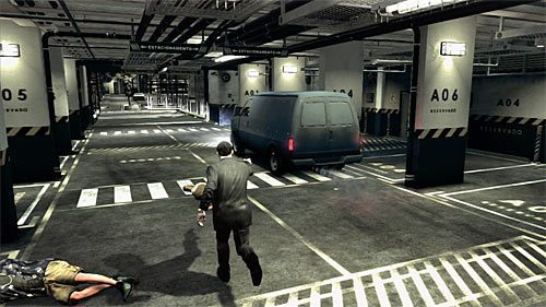 Zaczekaj aż odzyskasz częściową kontrolę nad Maxem, wyceluj w lewą tylną oponę pojazdu (powyższy screen) i oddaj pojedynczy strzał, doprowadzając do kraksy - Uratowanie Rodriga | Rozdział I | Solucja Max Payne 3 - Max Payne 3 - poradnik do gry