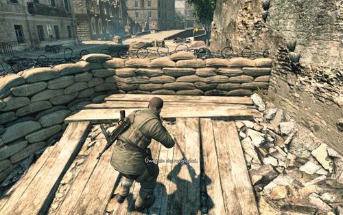 Kiedy wybijesz pierwszą falę zejdź na dół na ulicę - Misja 3 - Muzeum Kaiser-Friedrich (3) | Opis przejścia Sniper Elite V2 - Sniper Elite V2 - poradnik do gry