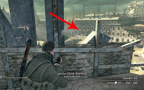 W jednym z okien budynku, z którego brałeś dokumenty wpierw - Misja 8 - Sztab Kreuzberg (2) | Opis przejścia Sniper Elite V2 - Sniper Elite V2 - poradnik do gry