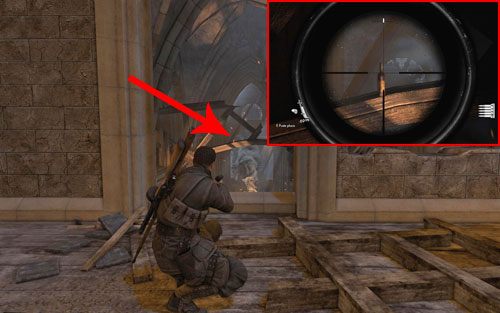 Po wejściu do kościoła, kiedy wejdziesz na wyższe piętro z ogromną przestrzenią i oknem - odwróć się - Misja 5 | Butelki i Sztaby złota w Sniper Elite V2 - Sniper Elite V2 - poradnik do gry
