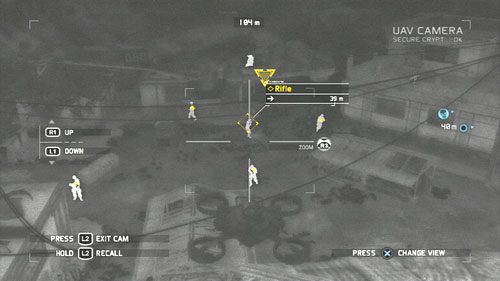 By zakończyć czyszczenie terenu eliminujemy ostatnich dwóch najemników patrolujących plażę - Misja 3 Noble Tempest (3) | Opis przejścia Ghost Recon - Future Soldier - Tom Clancys Ghost Recon: Future Soldier - poradnik do gry